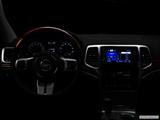  Centered wide dash shot photo